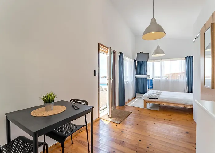 Apartmán Wake Up With The Sea Breeze- House With Pool Ap3