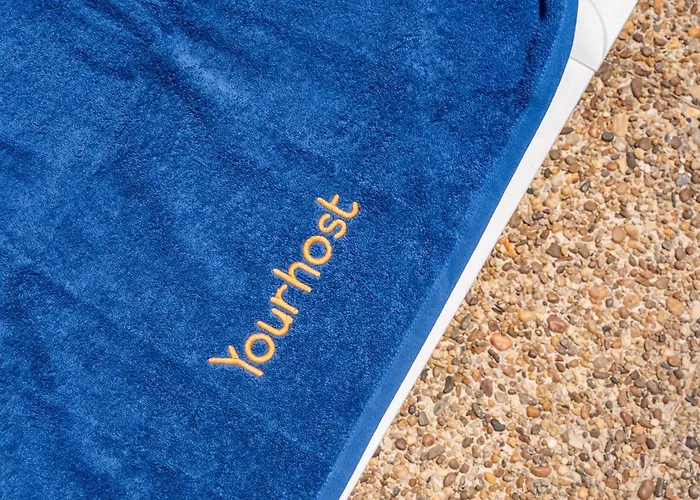 Wake Up With The Sea Breeze- House With Pool Ap3 Apartament *